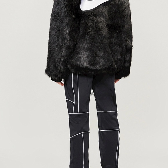 Nike x AMBUSH Black Faux Fur Reversible Jacket - Picture 2 of 7